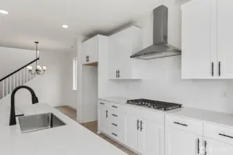 Photo from same floor plan - same community - finishes may vary