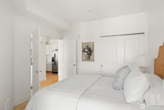 2nd bedroom