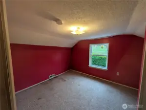 Bedroom 2 upstairs. #2111 5th St SW, Puyllup, WA 98371
