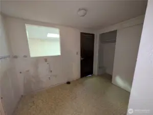 Utility room. #2111 5th St SW, Puyllup, WA 98371