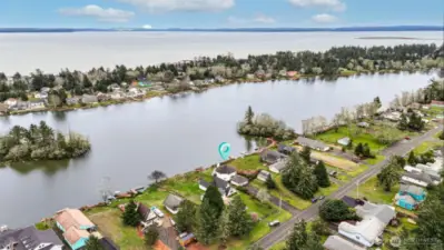 Imagine all the fun (and fishing) you can have right out your back door!