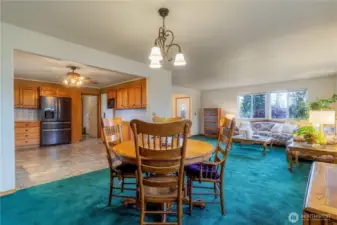 Open Kitchen, Living & Dining Room