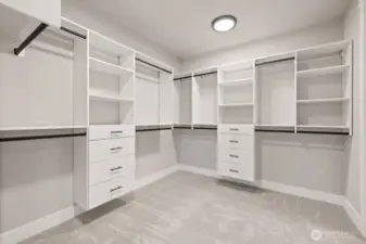 Photos are of another home in the community and are for illustration purposes only to reflect typical finishes.  May depict seller enhancements.  Colors and options may vary.