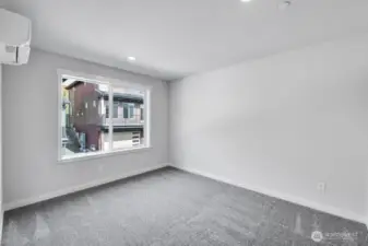 13211 NE 127th Way Unit B - Ready Now!