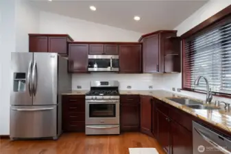 Newer appliances + propane range + high-quality cabinetry