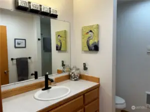 3/4 bath main floor