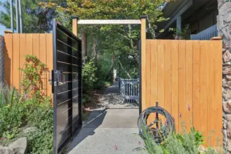 Welcome to View Ridge Vista - a small lovely well run condo community in the heart of Wedgwood. Enter through this secure walk way to your exterior front door.