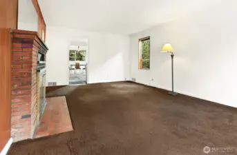 Livingroom looking toward kitchen.