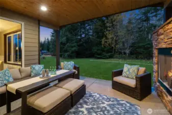 Let’s go outside! This fully covered patio provides year-round entertaining possibilities.
