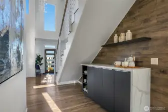 Landing zone on the main level