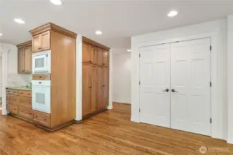 Kitchen Pantry