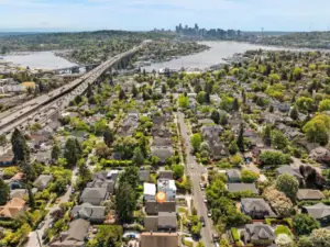 Aerial photo looking south. You can see Gas Works Park, Lake Union and downtown from this photo. Only minutes to the UW, downtown, Amazon & 520. Walking distance to shopping, cafes, restaurants, etc. 89 Walk score and 82 bike score!. Only minutes to the UW, downtown, Amazon & 520. Walking distance to shopping, cafes, restaurants, etc.