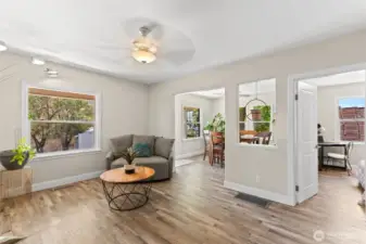 Living room/dining room