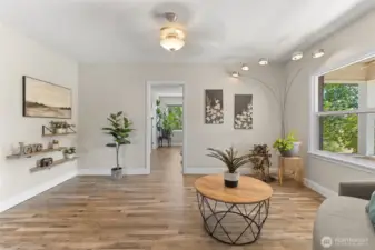 Living/entry to primary