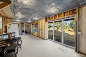 Partially unfinished daylight basement