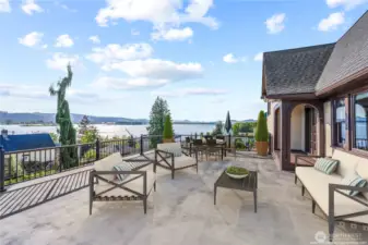 Expansive deck overlooks the Columbia River and Puget Island. Note: Deck virtually staged