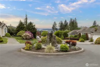 Hawthorn Hills Fountain