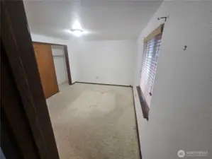 Large primary bedroom.