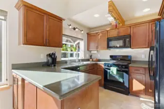 Open kitchen seamlessly connected to the main living space, ideal for entertaining and everyday living.