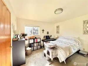 Apartment bedroom