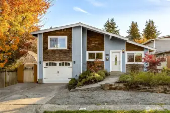 Beautiful updated split-level home for sale in North Tacoma near Proctor District — 4612 N 21st St, Tacoma, WA 98406. Features include modern exterior design, attached garage, landscaped front yard, large windows, and easy access to local parks, schools, shopping, restaurants, hospitals, restaurants, and Ruston Way, oceanfront, Puget Sound. Great opportunity for buyers seeking a well-maintained Tacoma home in a desirable neighborhood with no HOA!