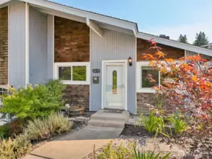 Beautiful updated split-level home for sale in North Tacoma near Proctor District — 4612 N 21st St, Tacoma, WA 98406. Features include modern exterior design, attached garage, landscaped front yard, large windows, and easy access to local parks, schools, shopping, restaurants, hospitals, restaurants, and Ruston Way, oceanfront, Puget Sound. Great opportunity for buyers seeking a well-maintained Tacoma home in a desirable neighborhood with no HOA!