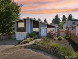 Beautiful updated split-level home for sale in North Tacoma near Proctor District — 4612 N 21st St, Tacoma, WA 98406. Features include modern exterior design, attached garage, landscaped front yard, large windows, and easy access to local parks, schools, shopping, restaurants, hospitals, restaurants, and Ruston Way, oceanfront, Puget Sound. Great opportunity for buyers seeking a well-maintained Tacoma home in a desirable neighborhood with no HOA!