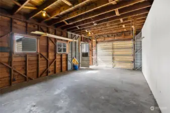 Garage Interior! Concrete floors, storage, power.