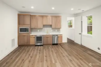 Flex room with kitchenette