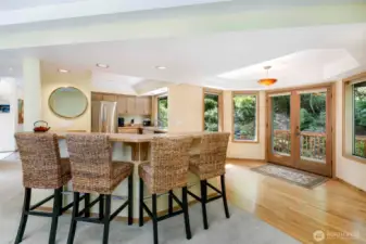 Kitchen with breakfast bar.