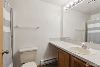 Full Guest Bathroom