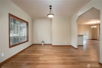Entry view into the dining room.
