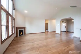 livingroom/greatroom view toward the entry.