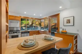 This kitchen rocks! With a dedicated door to the side and back yard, patio parties are a cinch.