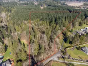 Last vacant lot on the street. Boundary lines are approximate.