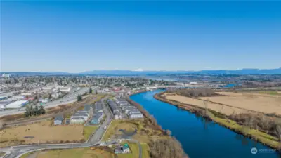 Community is nestled along the Snohomish river but NOT in a flood zone hazard area, no floor insurane is required!