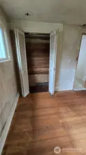 closet in bedroom