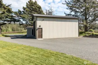 18x30 heated shop has 220 hookup & garage door opener