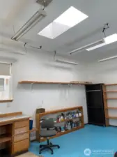 Shop, heated, ventilation, sky lights