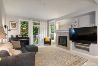 This Lovely Natural light from Yonder Windows casts all things in its Radiant Beauty.