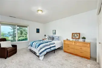4th Bedroom with Water Views!