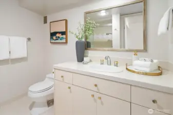 You’ll find that the spacious full bath is in excellent condition.