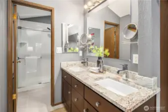 Updated clean primary bath