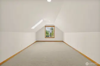 Here you can see it vacant.