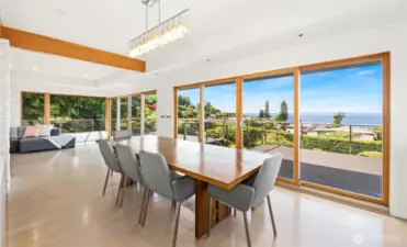 Alternate view across the dining area.