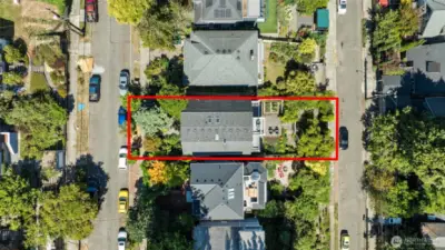 A rough outline of the property.