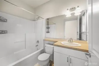 On suite bathroom in 2nd bedroom
