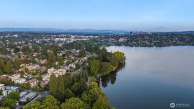 Located just across the street from Green Lake. This is lake life at its best with a view of the Space Needle to boot!