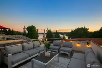 The rooftop deck is like having a whole other living room