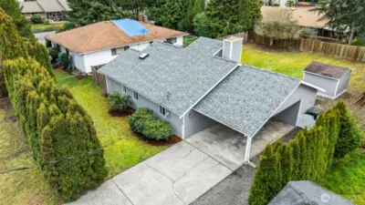 Drone from the right side of the home